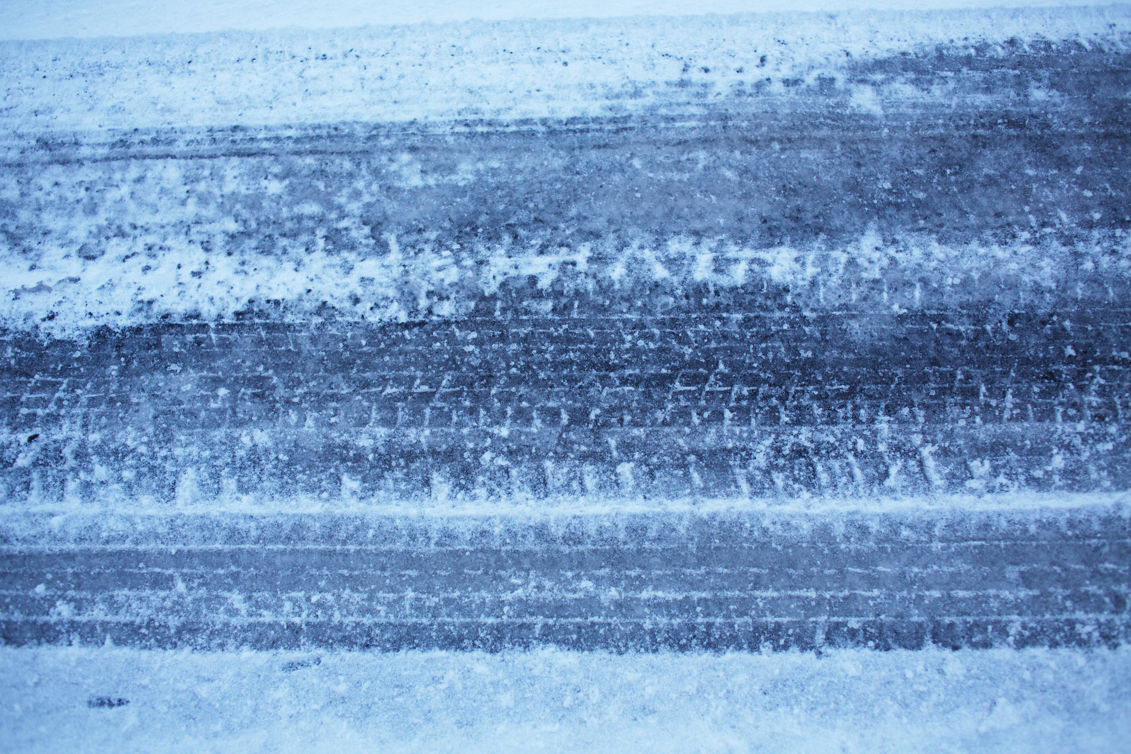 Ice road